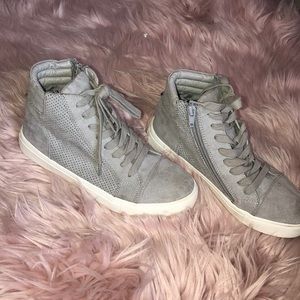 Steve Madden hightop Sneakers